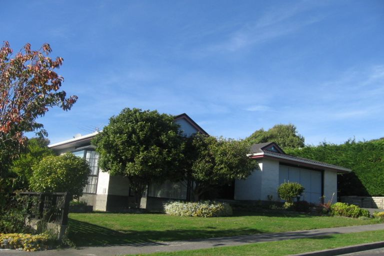 Photo of property in 29 The Crowsnest, Whitby, Porirua, 5024