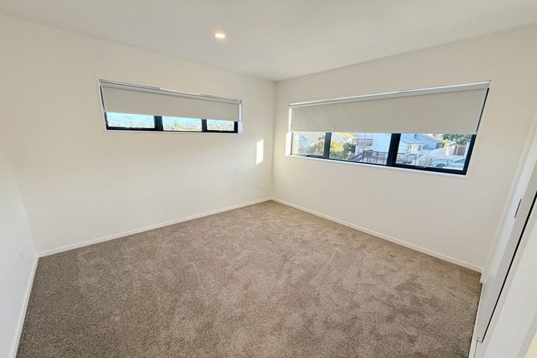 Photo of property in 147 Weatherly Road, Torbay, Auckland, 0630