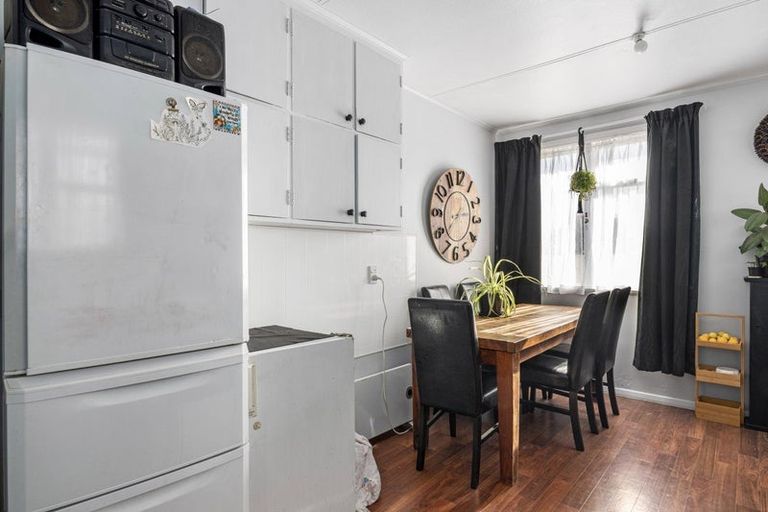 Photo of property in 40 Karaka Street, Stoke, Nelson, 7011