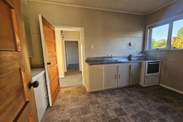 Photo of property in 39 Wallace Crescent, Glenholme, Rotorua, 3010