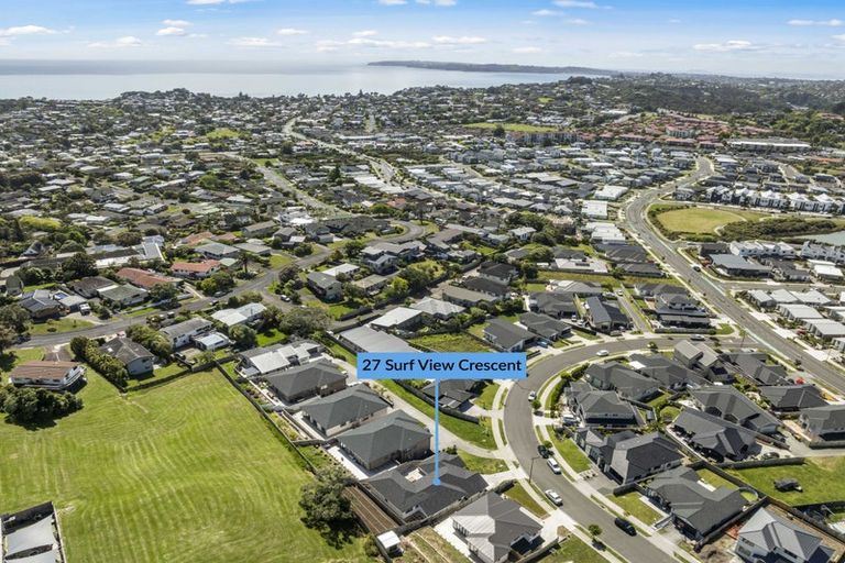 Photo of property in 27 Surf View Crescent, Red Beach, 0932