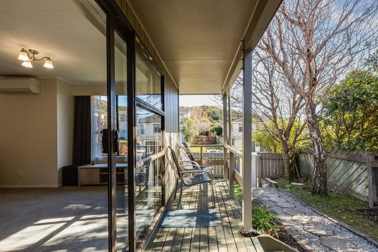 Photo of property in 7a Parkinson Close, Whitby, Porirua, 5024