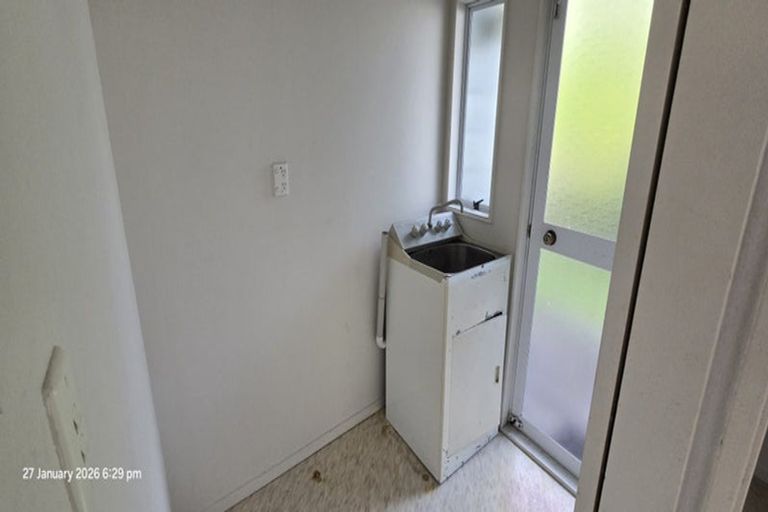 Photo of property in 14 Gosford Drive, Botany Downs, Auckland, 2010