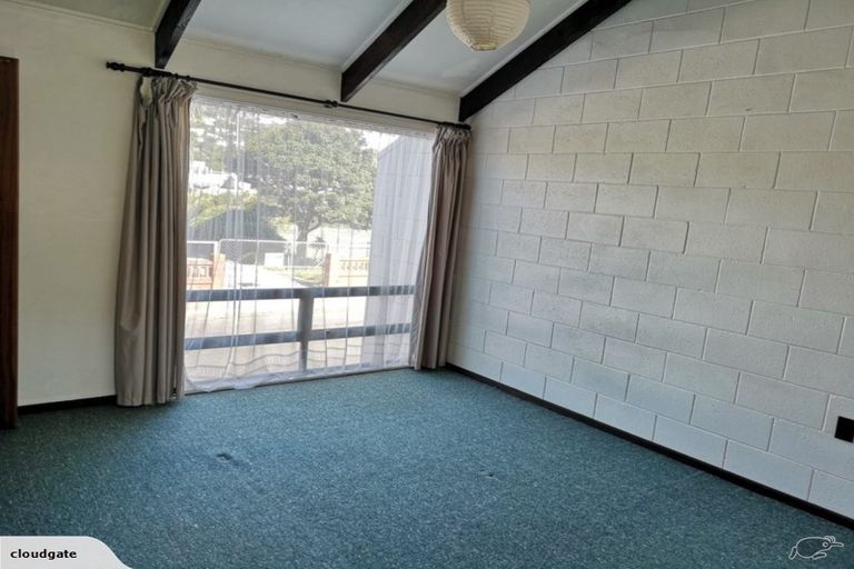 Photo of property in 20/4u Dr Taylor Terrace, Johnsonville, Wellington, 6037