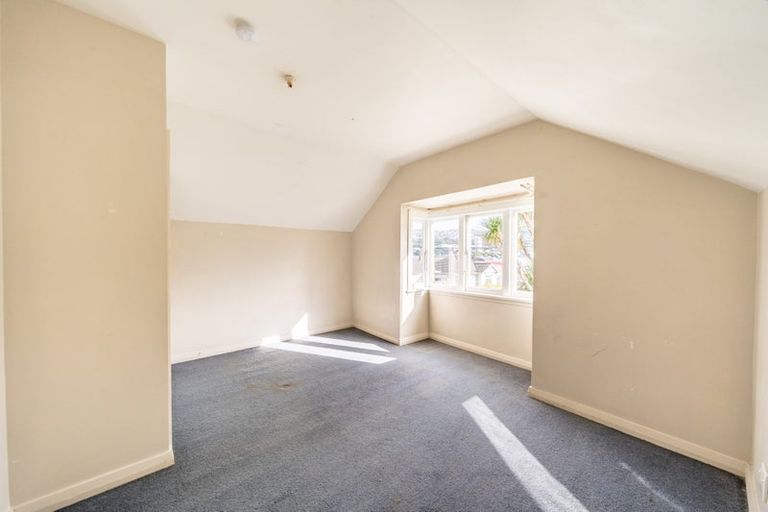 Photo of property in 75 Brougham Street, Mount Victoria, Wellington, 6011