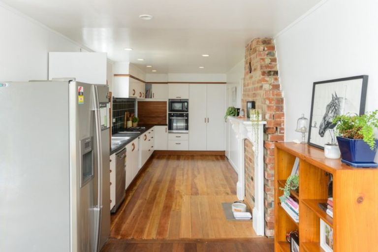 Photo of property in 49 Kenilworth Street, Waipawa, 4210