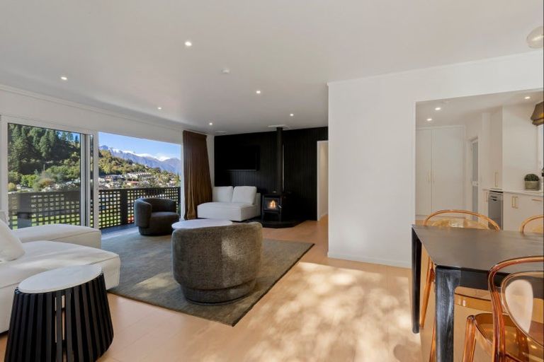 Photo of property in 54 Huff Street, Queenstown, 9300