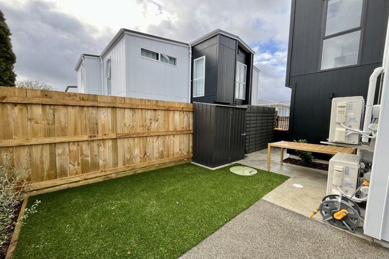 Photo of property in 9b Hinau Grove, Wainuiomata, Lower Hutt, 5014