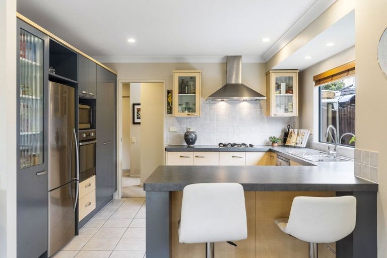 Photo of property in 4 Rialto Court, East Tamaki Heights, Auckland, 2016