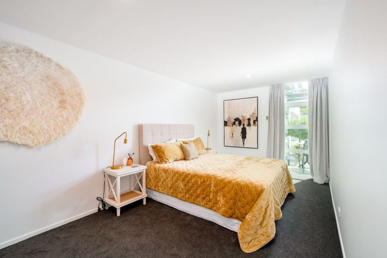 Photo of property in 15 Faulks Terrace, Wanaka, 9305