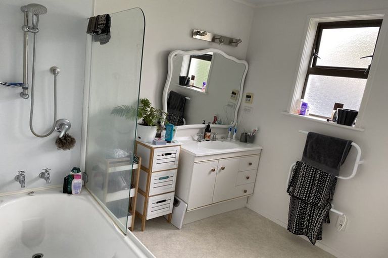 Photo of property in 36 Reynolds Street, Taita, Lower Hutt, 5011