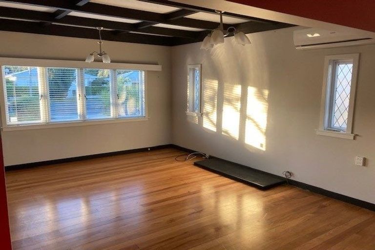 Photo of property in 90 Naylor Street, Hamilton East, Hamilton, 3216