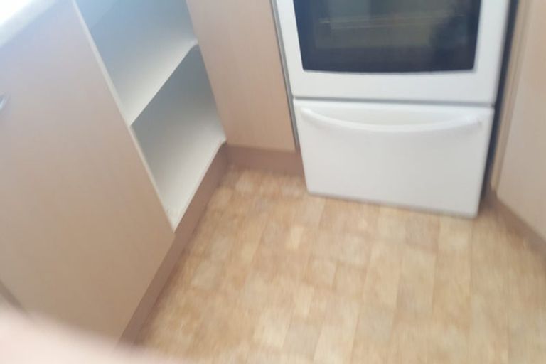 Photo of property in Miramar Villas, 13/6u Brussels Street, Miramar, Wellington, 6022