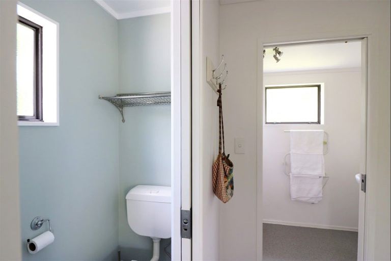 Photo of property in 10 Stingray Crescent, Whiritoa, Whangamata, 3691