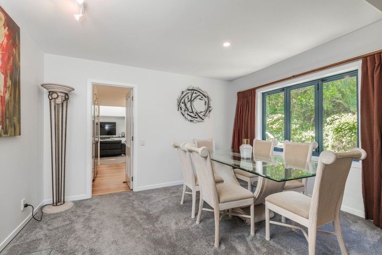 Photo of property in 17a Simla Crescent, Khandallah, Wellington, 6035