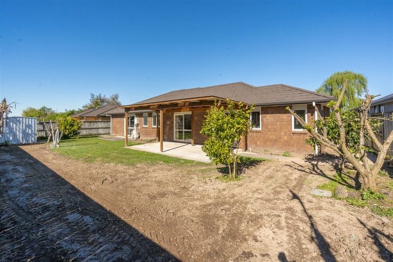 Photo of property in 210 Saint James Drive, Huntington, Hamilton, 3210