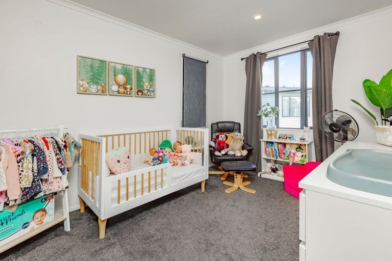 Photo of property in 65 Saddleback Crescent, Papakura, 2110