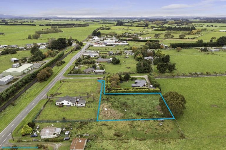 Photo of property in 4 Robertson Street, Woodlands, Invercargill, 9871