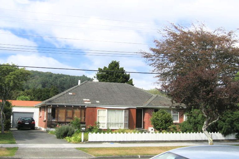 Photo of property in 15 Miro Street, Trentham, Upper Hutt, 5018