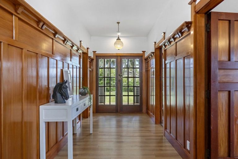 Photo of property in 86 Saint Martins Road, Saint Martins, Christchurch, 8022