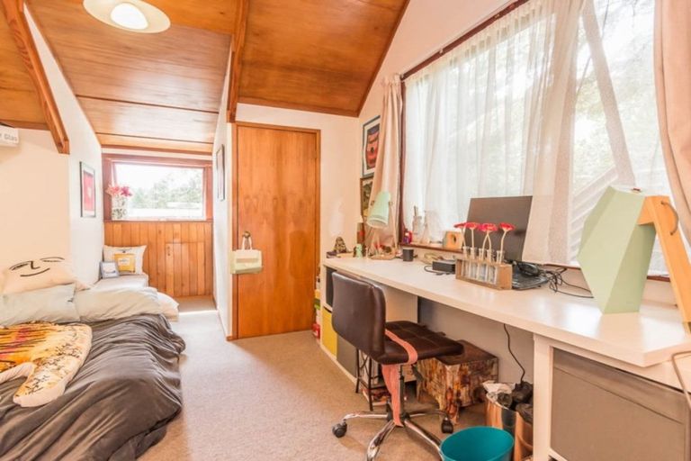 Photo of property in 36 Paturoa Road, Titirangi, Auckland, 0604