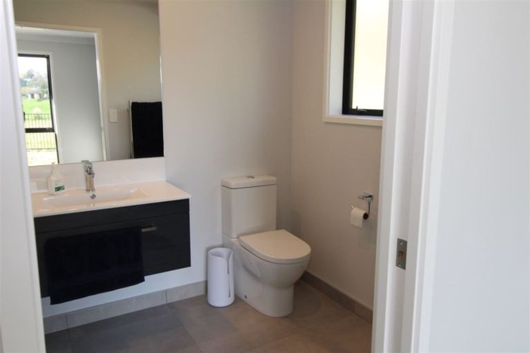 Photo of property in 15 Lomay Place, Te Puke, 3119