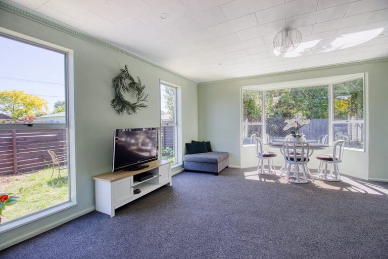 Photo of property in 1/56 Selwyn Street, Somerfield, Christchurch, 8024