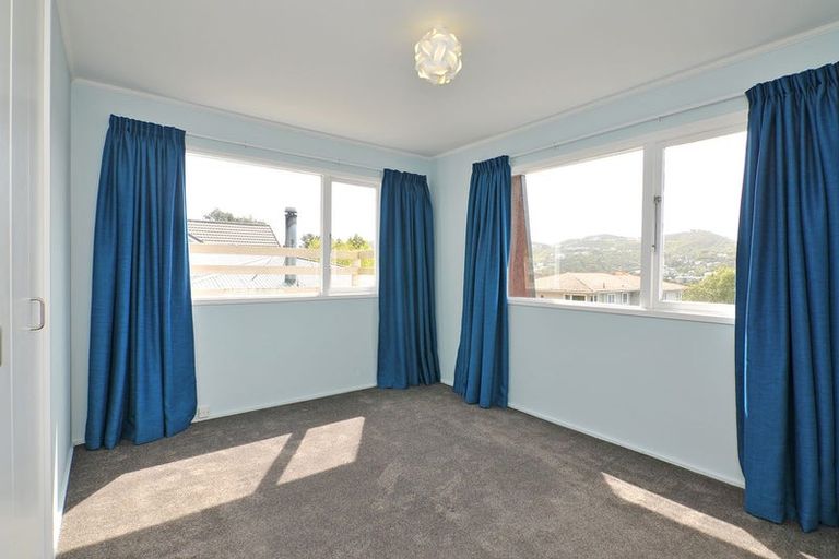 Photo of property in 76b Collier Avenue, Karori, Wellington, 6012