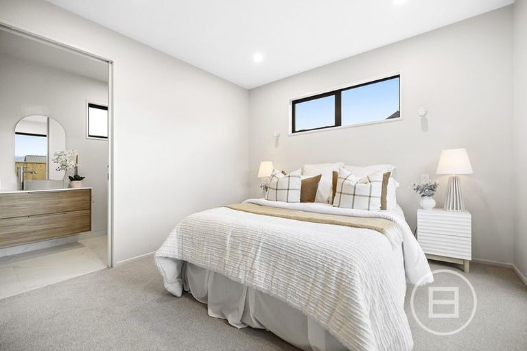 Photo of property in 22 Bale Road, Jacks Point, 9371