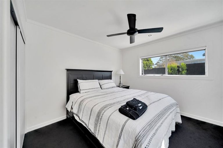 Photo of property in 45a View Road, Campbells Bay, Auckland, 0630
