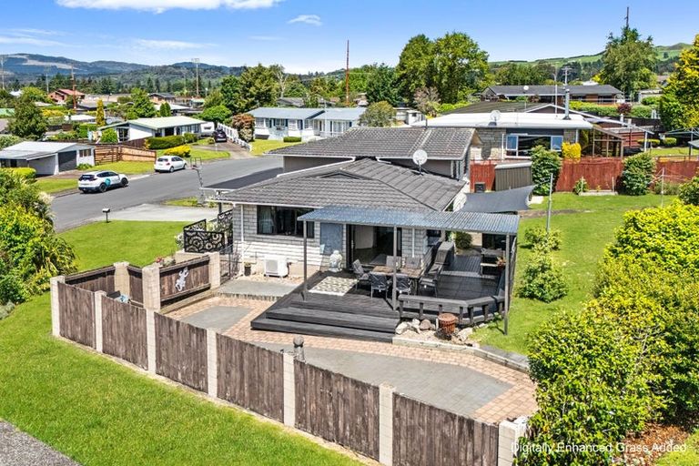Photo of property in 1 Bata Place, Pomare, Rotorua, 3015
