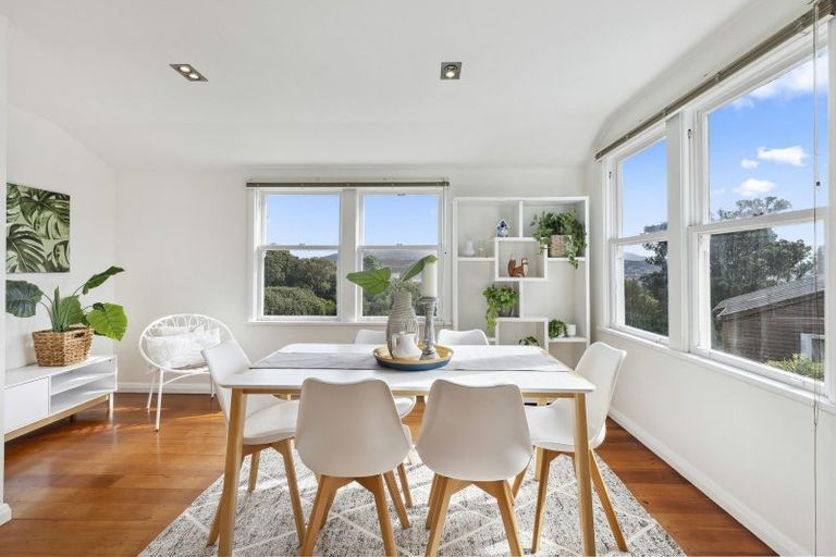 Photo of property in 19 Sidlaw Street, Strathmore Park, Wellington, 6022