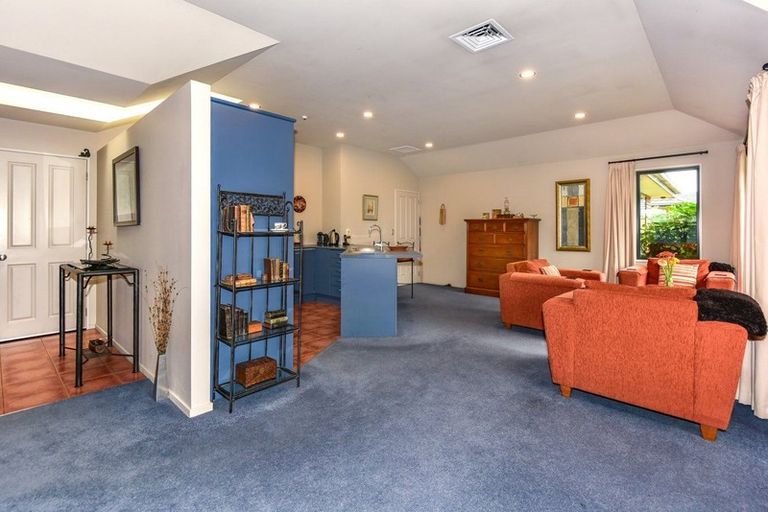 Photo of property in 11 Mahlet Street, Northwood, Christchurch, 8051