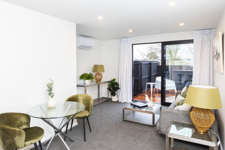 Photo of property in 35 Seymour Street, Hornby, Christchurch, 8042