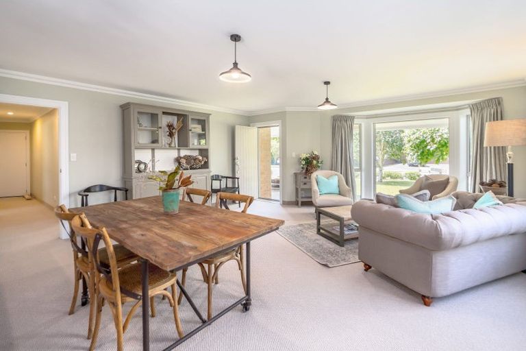 Photo of property in 7 Orchard Road, Greytown, 5712