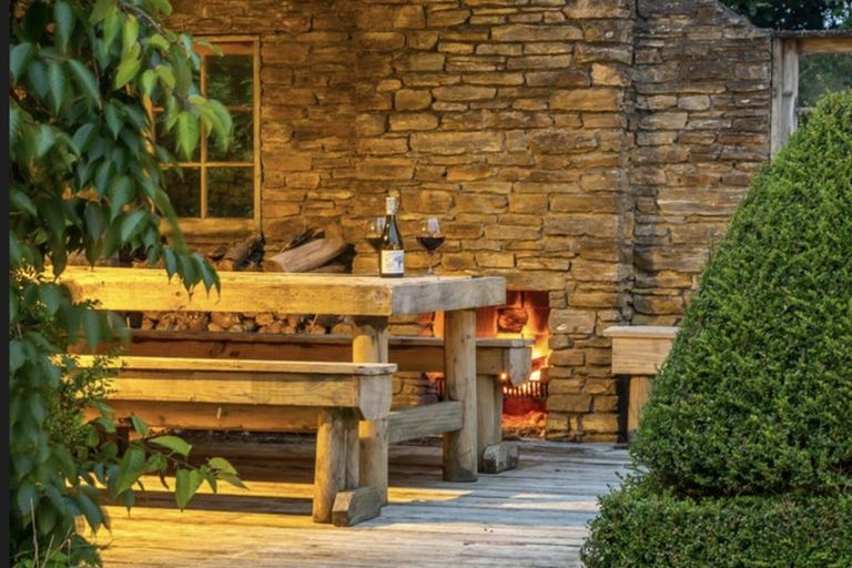 Photo of property in 29 Padnell Crescent, Paparangi, Wellington, 6037