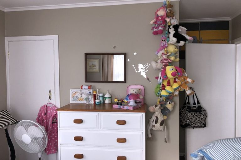 Photo of property in 238 Don Buck Road, Massey, Auckland, 0614