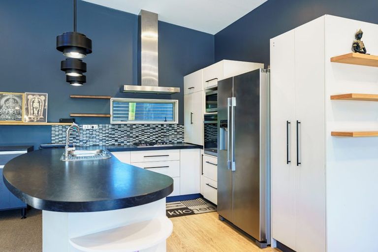 Photo of property in 7a Chester Place, Taradale, Napier, 4112