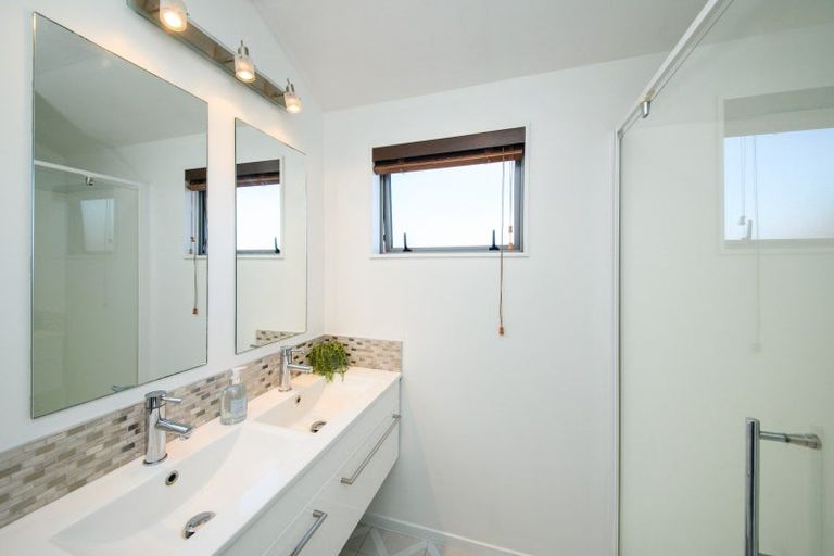 Photo of property in 12d Stonebridge Heights, Feilding, 4702