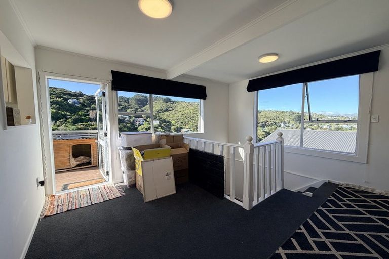 Photo of property in 73b Airlie Road, Plimmerton, Porirua, 5026