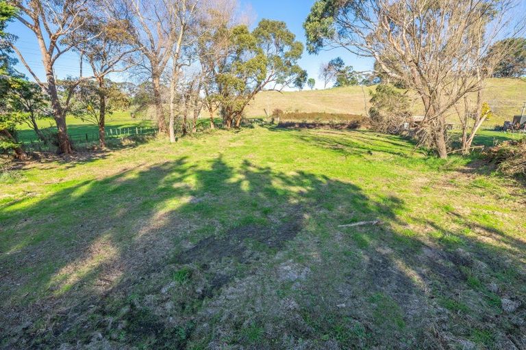 Photo of property in 50 Old Coach Road, Otaki, 5512