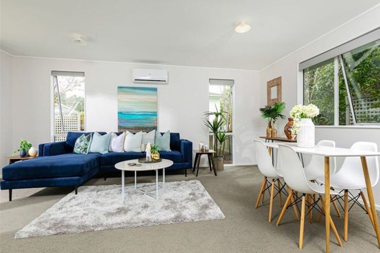 Photo of property in 685a Swanson Road, Swanson, Auckland, 0612