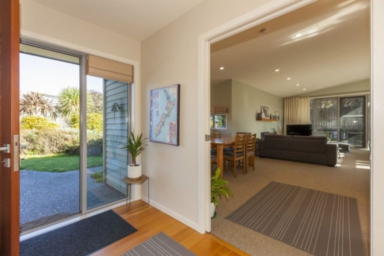 Photo of property in 2 Beckett Lane, Raumati Beach, Paraparaumu, 5032