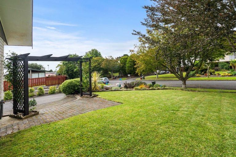 Photo of property in 6 Ranfurly Place, Te Kamo, Whangarei, 0112