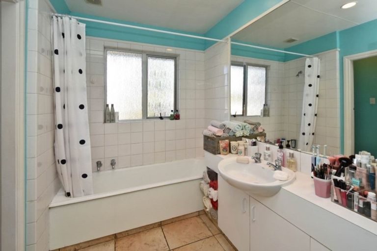 Photo of property in 132 Bishop Street, St Albans, Christchurch, 8014