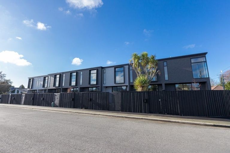 Photo of property in 2/4 Tweed Street, Richmond, Christchurch, 8013