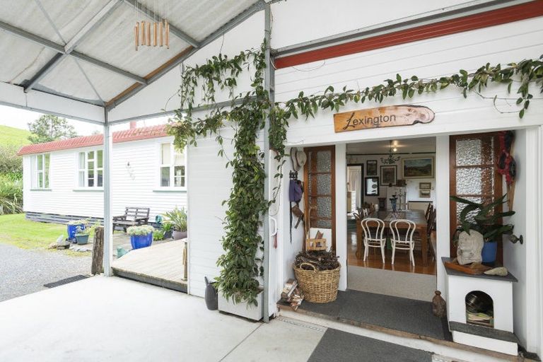 Photo of property in 2212 Matawai Road, Te Karaka, 4093