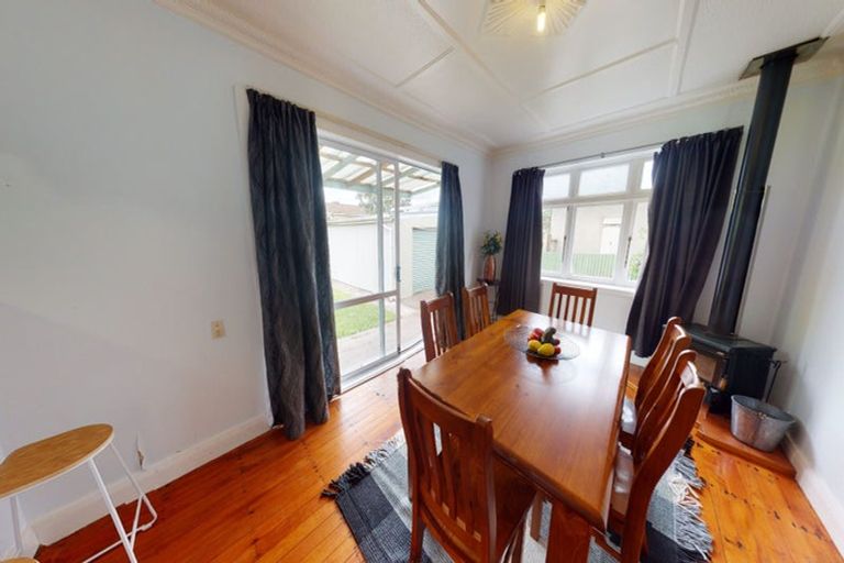 Photo of property in 8 Guy Avenue, Takaro, Palmerston North, 4410