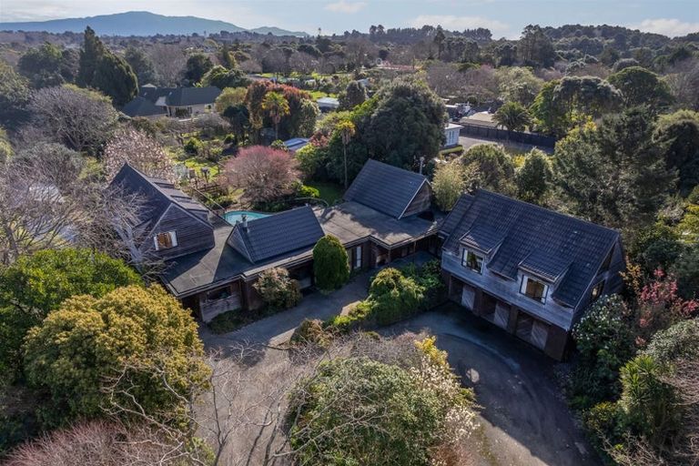 Photo of property in 14 Ngarara Road, Waikanae, 5036