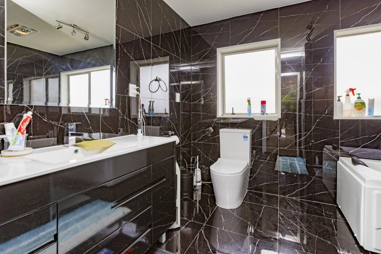 Photo of property in 31 Eastland Road, Flat Bush, Auckland, 2019